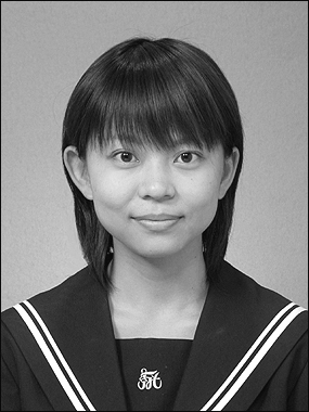白黒仕上げ証明写真